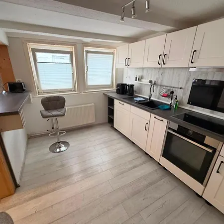 Appartement Moderne Trifft Auf Fachwerk Charme Messe Nah *